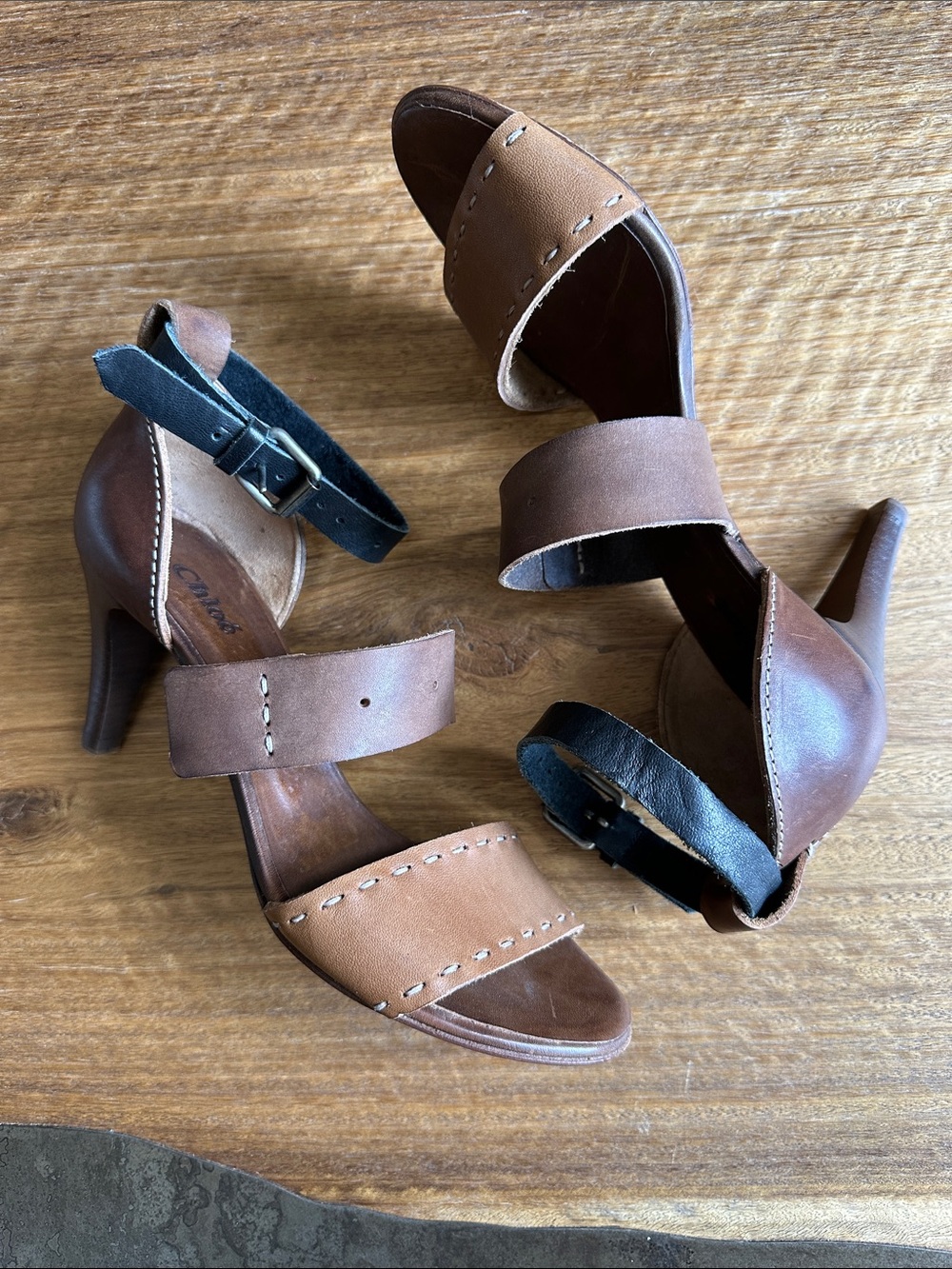 Chloe Vintage Leather Strappy Heels New Size 7 1/2